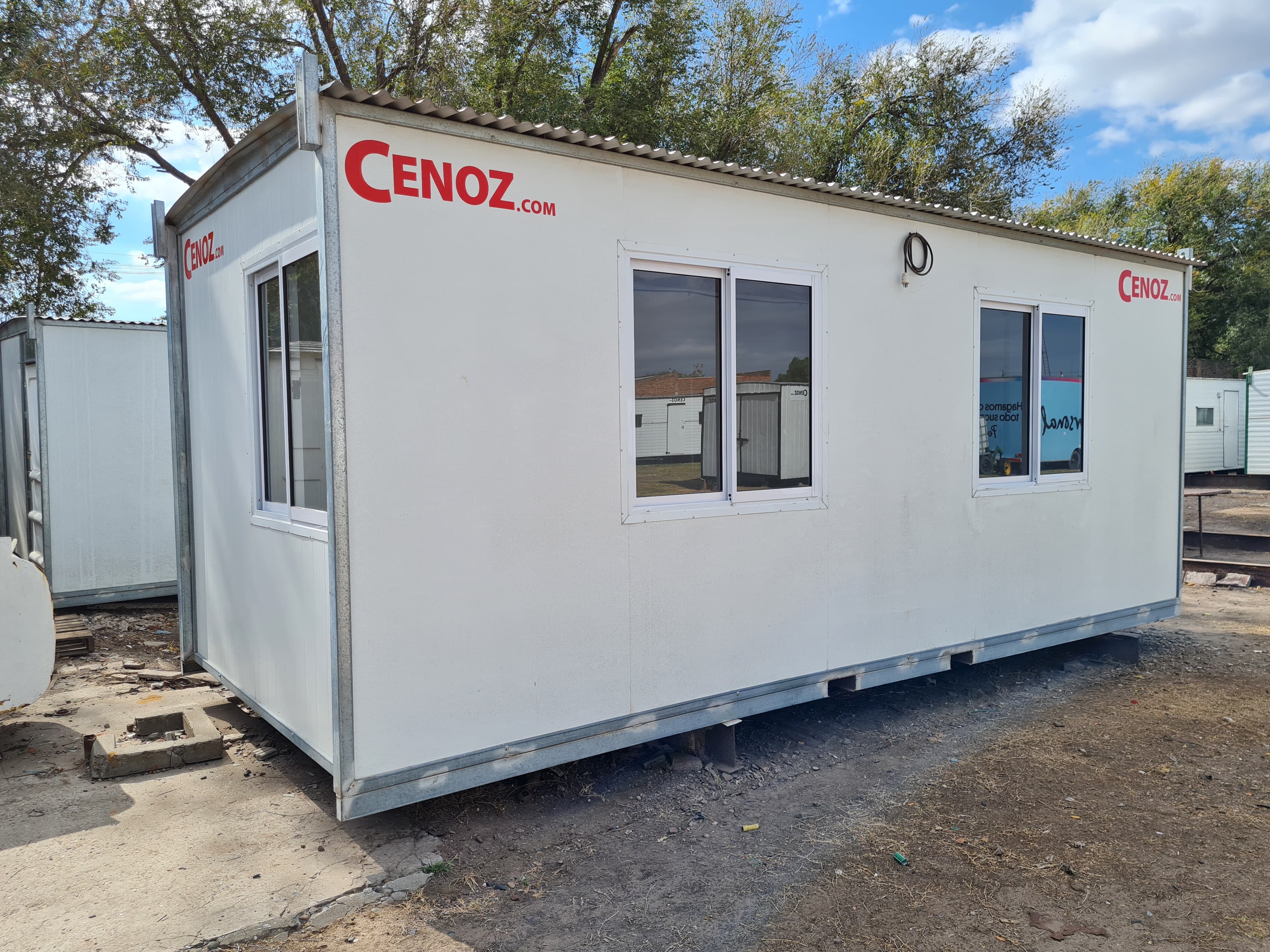 Modulo portatil de paneles de 6 metros blanco con ventanas laterales