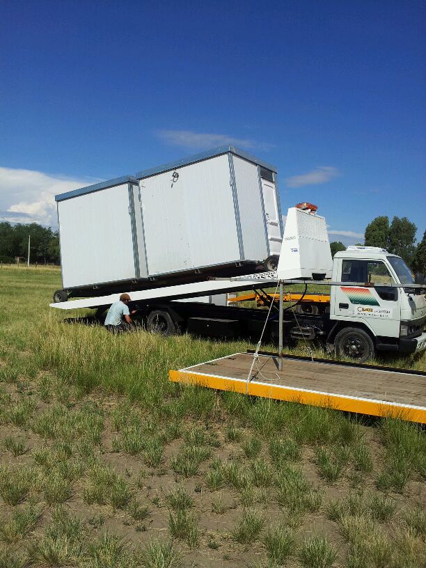 Camion Hyundai h250 con Camilla