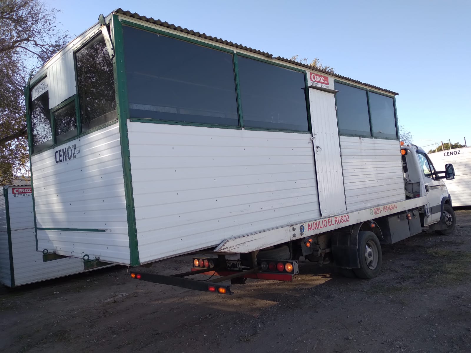 MODULO PORTATIL PANELES 6 MTS X 2.40 MTS VIDRIADO 360 GRADOS Y 1 PUERTA ACCESO